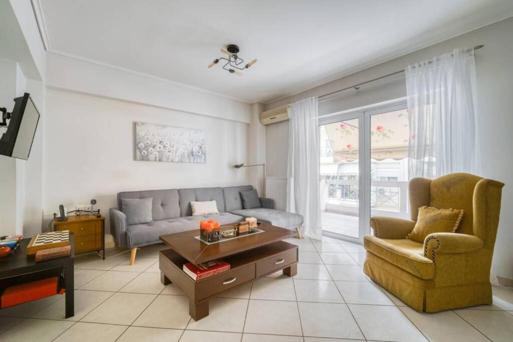 Spacious Family Flat Near Parthenon Free Parking Атина Екстериор снимка