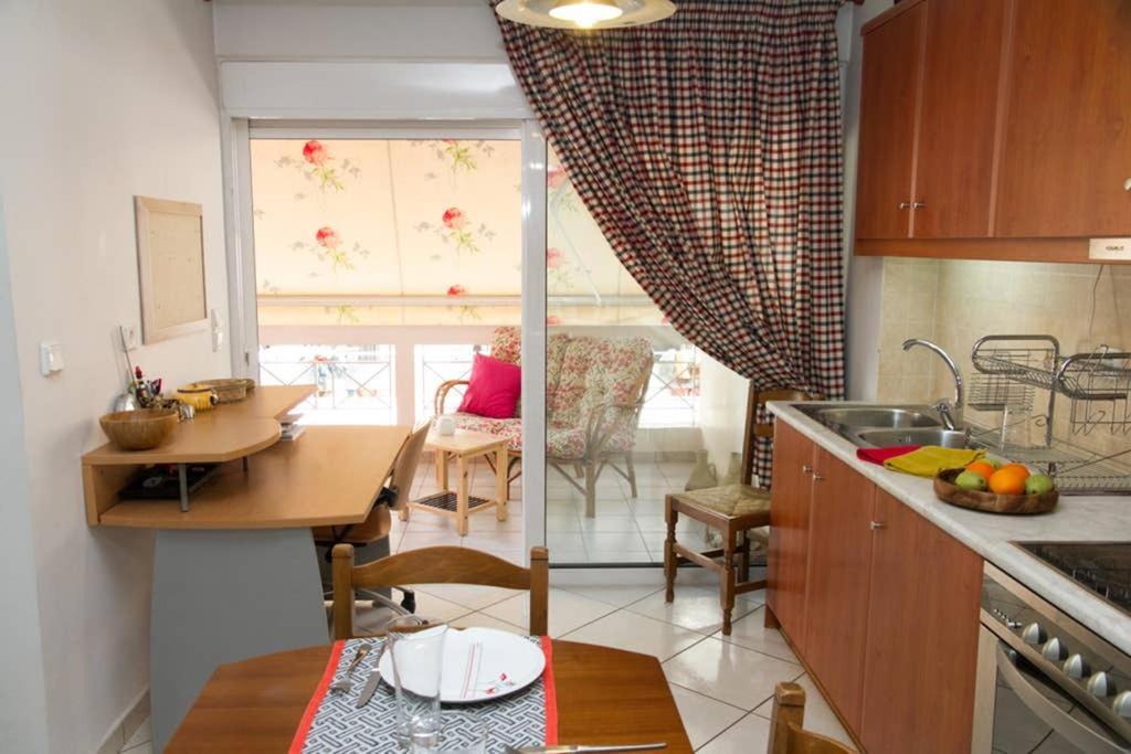 Spacious Family Flat Near Parthenon Free Parking Атина Екстериор снимка