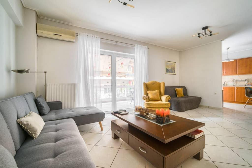 Spacious Family Flat Near Parthenon Free Parking Атина Екстериор снимка